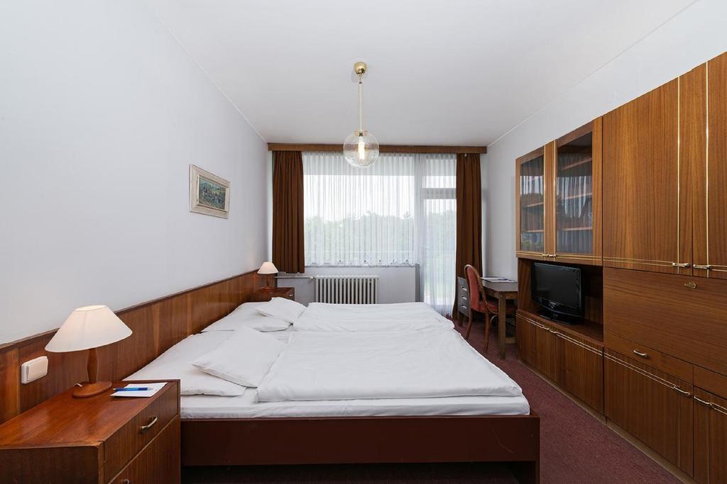 Ensana Splendid Hotell Piest'any Eksteriør bilde