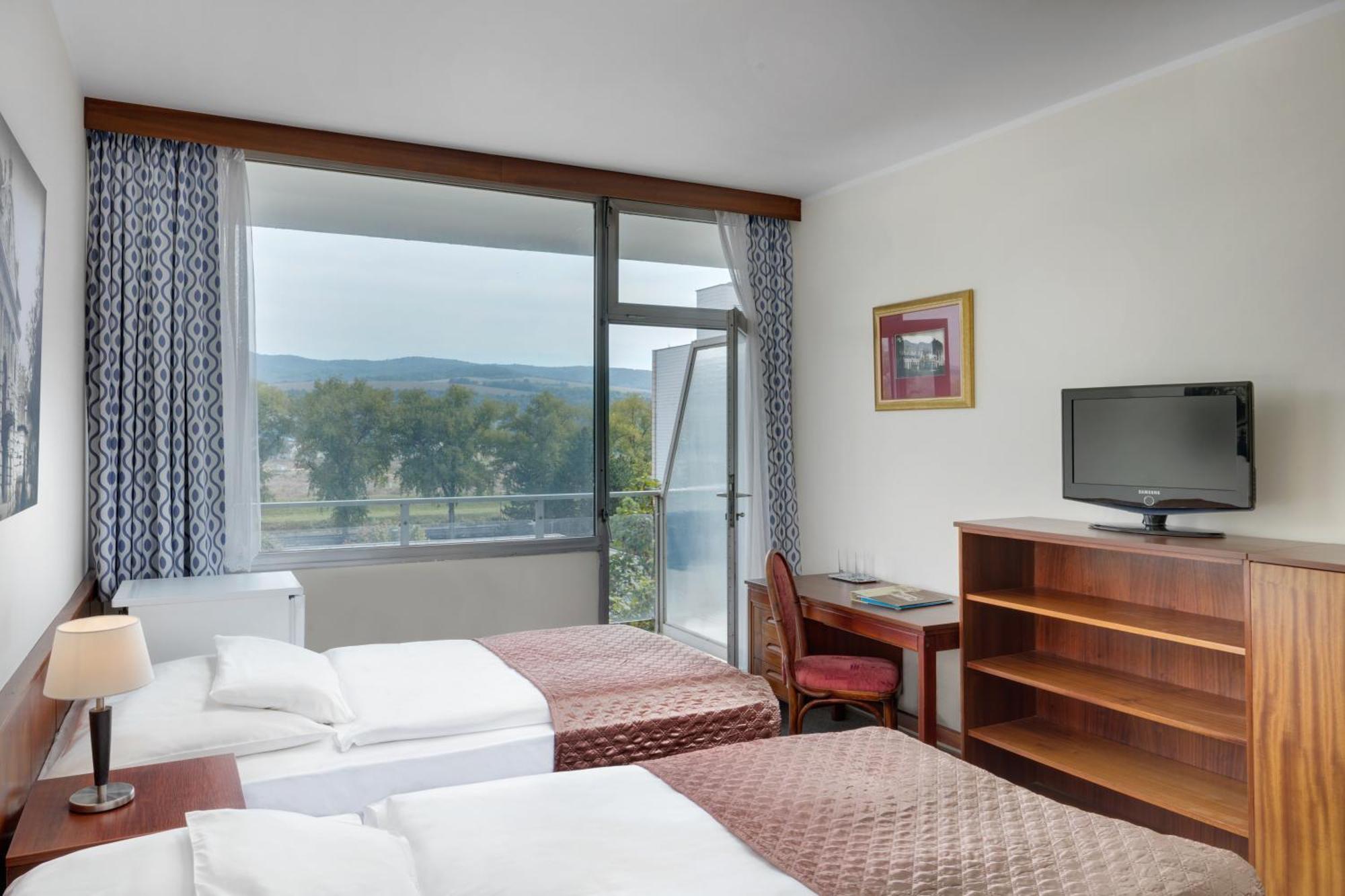 Ensana Splendid Hotell Piest'any Eksteriør bilde
