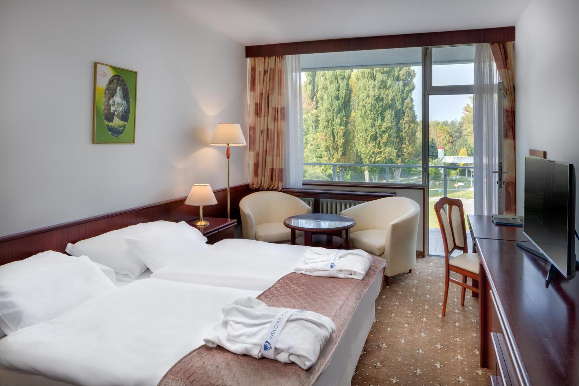 Ensana Splendid Hotell Piest'any Eksteriør bilde